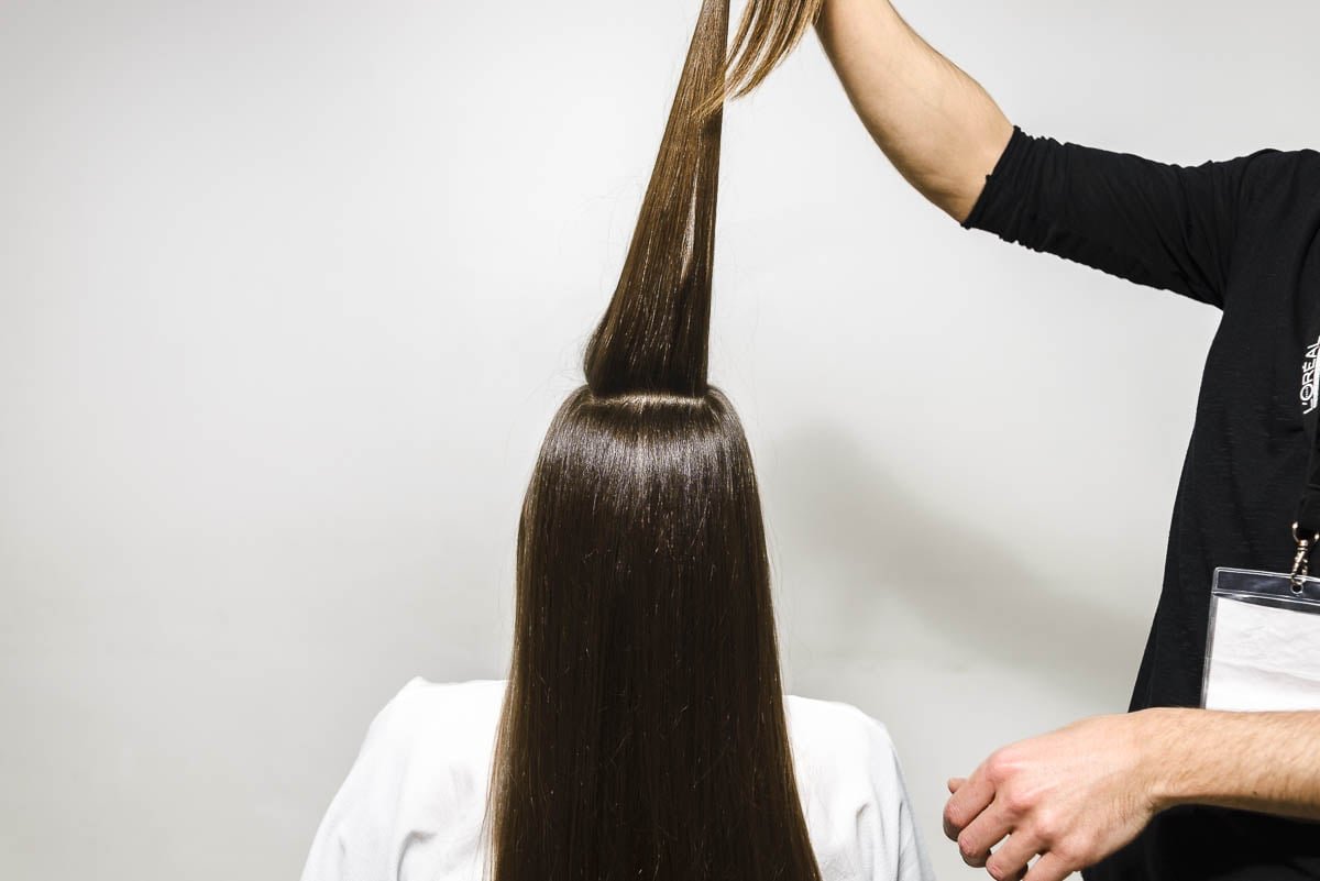 Ombunden hästsvans Tutorial 2 Kerastase